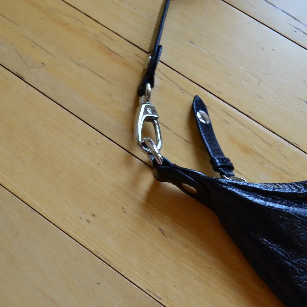 Hobo International Womens Black Shiny Shoulder Purse The Original - Picture 7 of 16